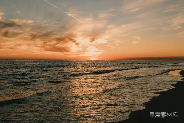 高清摄影 夕阳下的宁静海滩