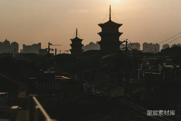 高清摄影 夕阳下的古塔剪影
