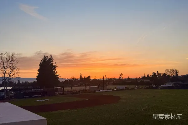 高清摄影 夕阳下的棒球场