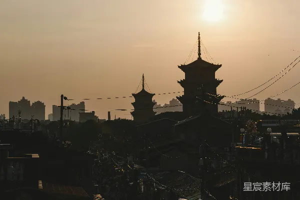 高清摄影 夕阳下的古塔剪影