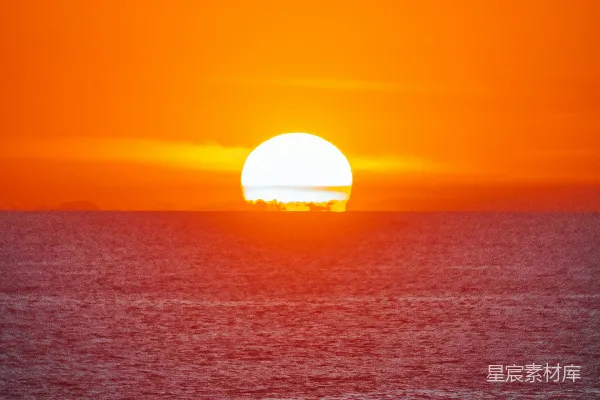高清摄影 夕阳下的海景