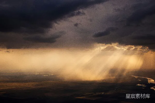 高清摄影 雨后光芒