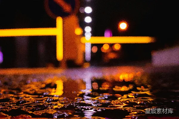 高清摄影 夜色中的倒影与光斑