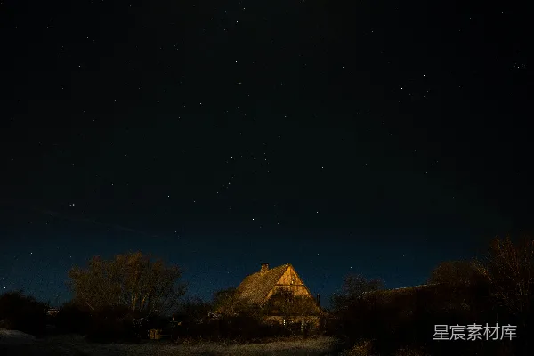 高清摄影 夜空下的小屋