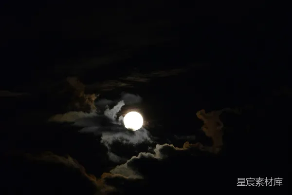 高清摄影 月夜云影