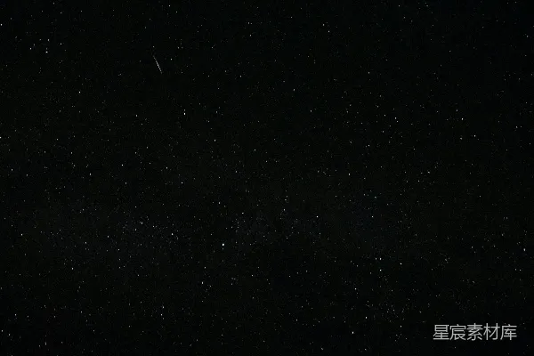 高清摄影 夜空中闪烁的流星