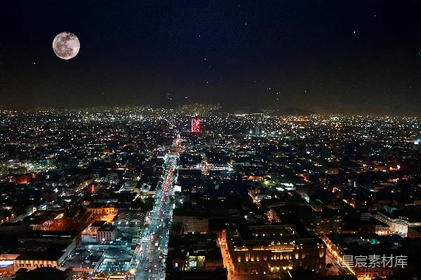 高清摄影 夜幕下的城市与满月