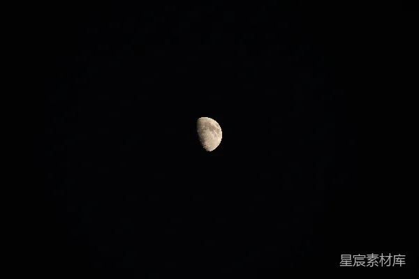 高清摄影 夜空中的一弯新月