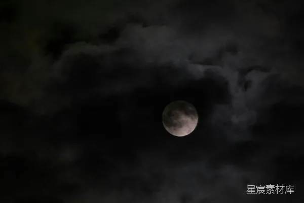高清摄影 月夜云影