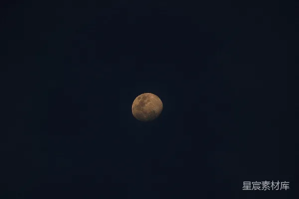 高清摄影 夜空中的月亮