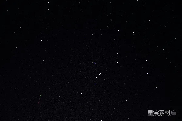 高清摄影 流星划过夜空