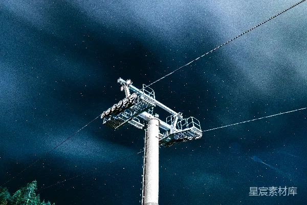 高清摄影 夜空下的缆车站