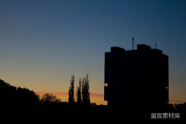 高清摄影 夕阳下的剪影建筑