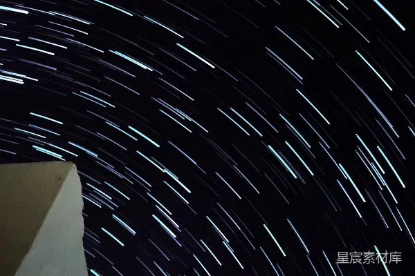 高清摄影 星轨与建筑的夜景