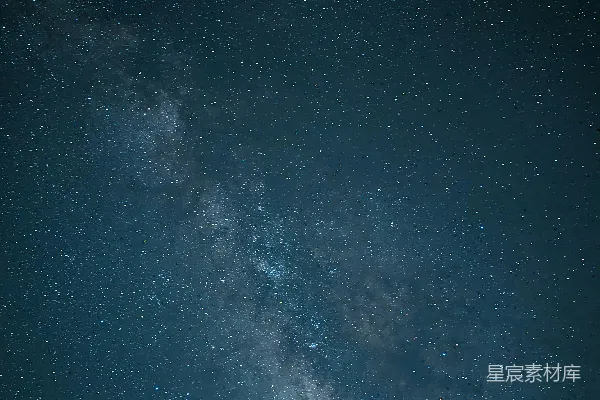 高清摄影 星河璀璨，山峰静谧