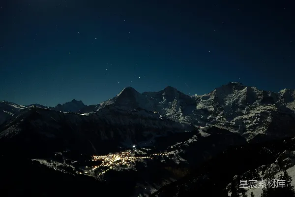 高清摄影 夜晚山地的壮丽景观