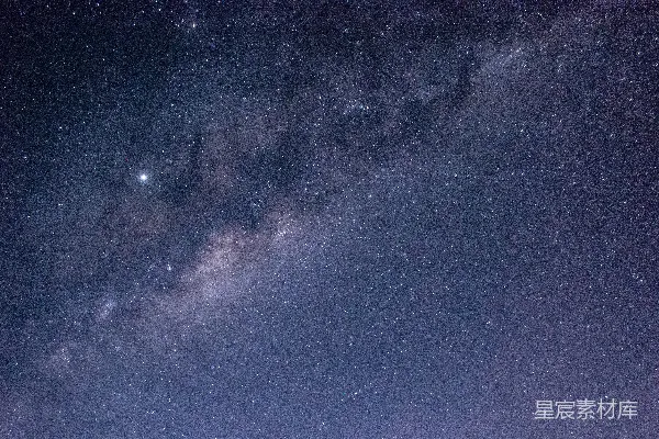 高清摄影 璀璨星空下的银河