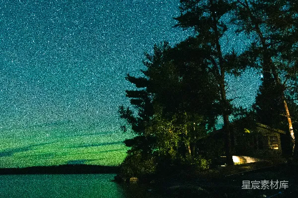 高清摄影 星空下的小木屋