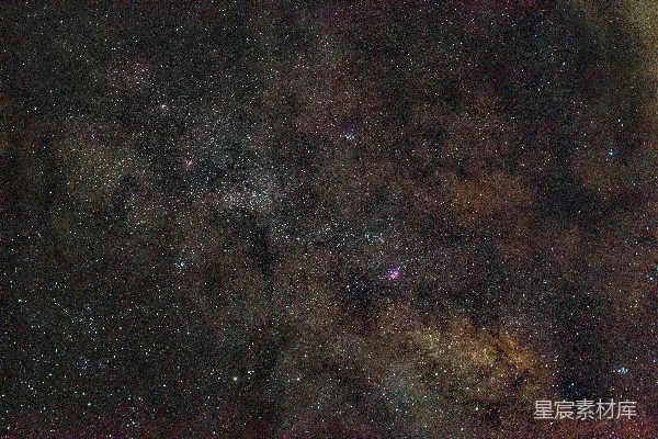高清摄影 夜空下的银河