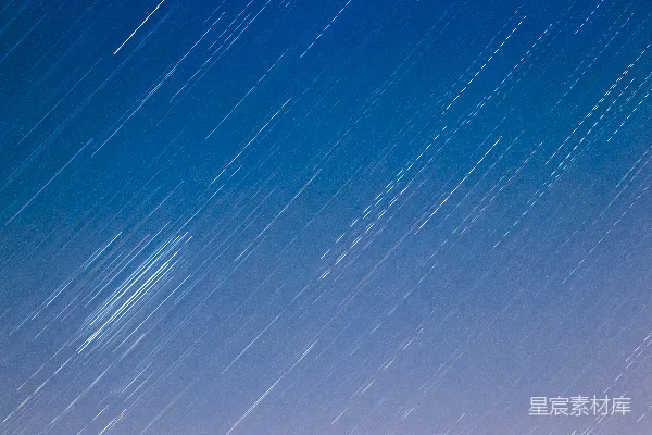高清摄影 流星雨的夜空