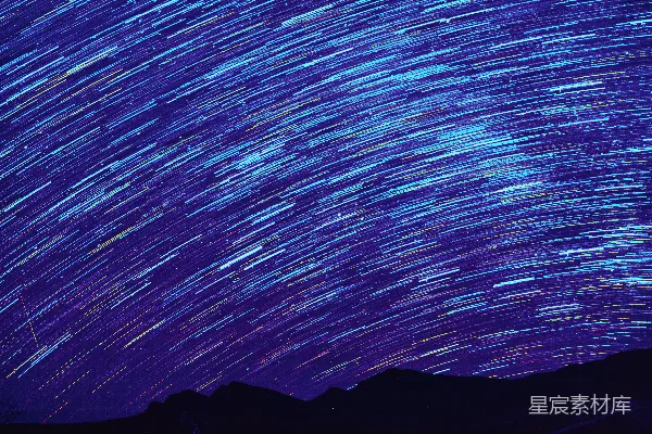 高清摄影 流星雨下的夜空