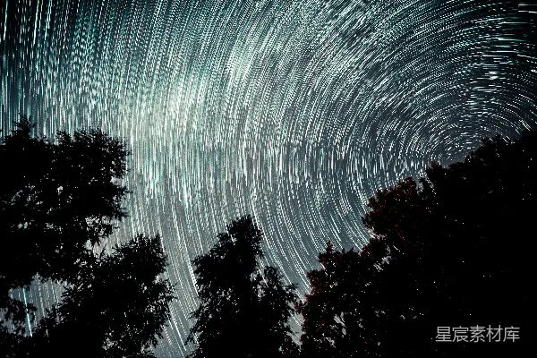 高清摄影 星轨下的夜空