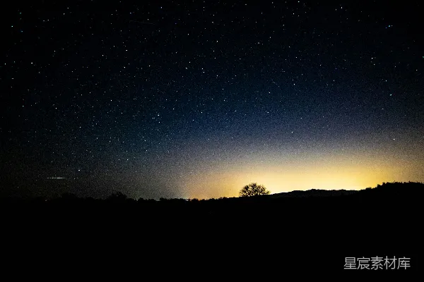 高清摄影 星空下的静谧夜景