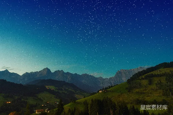 高清摄影 夜晚的山间星空