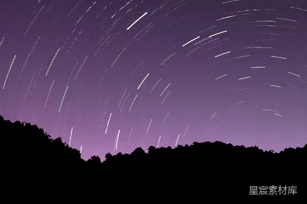 高清摄影 星轨下的夜空