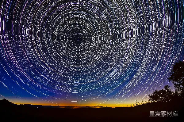 高清摄影 星轨旋转的夜空