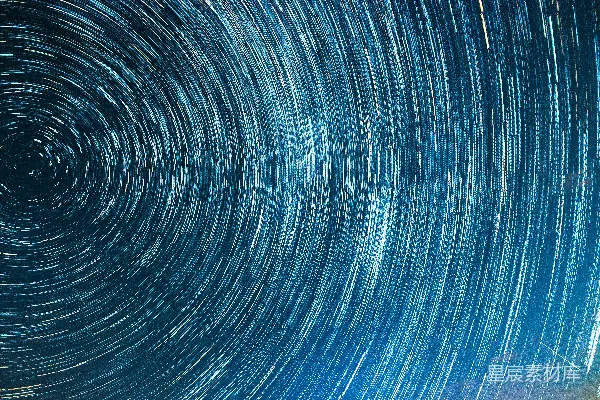 高清摄影 星轨旋转的夜空