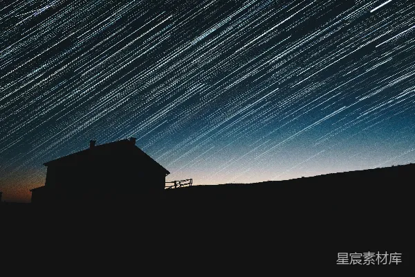 高清摄影 星轨下的乡村