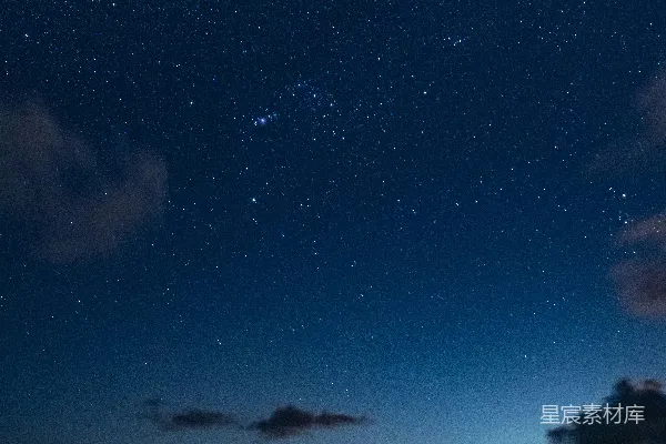 高清摄影 星空下的宁静湖畔