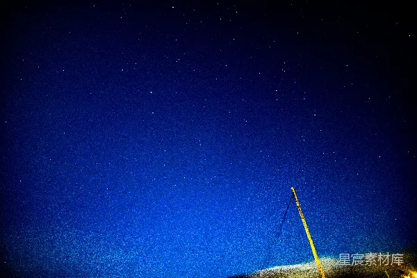 高清摄影 深邃夜空下的宁静