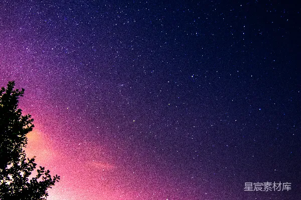 高清摄影 夜空下的神秘光芒