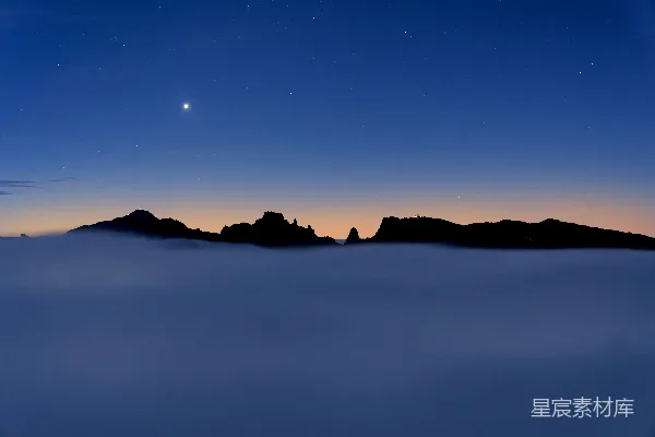 高清摄影 夜空下的山峦
