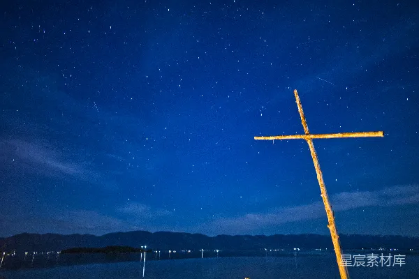 高清摄影 夜空下的十字架