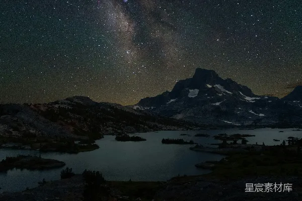 高清摄影 星河映雪山