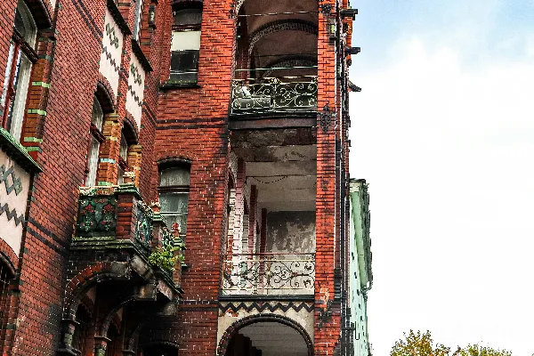 高清摄影 复古红砖建筑与街头风景