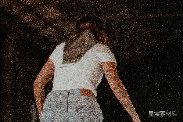 高清摄影 夜色中的背影