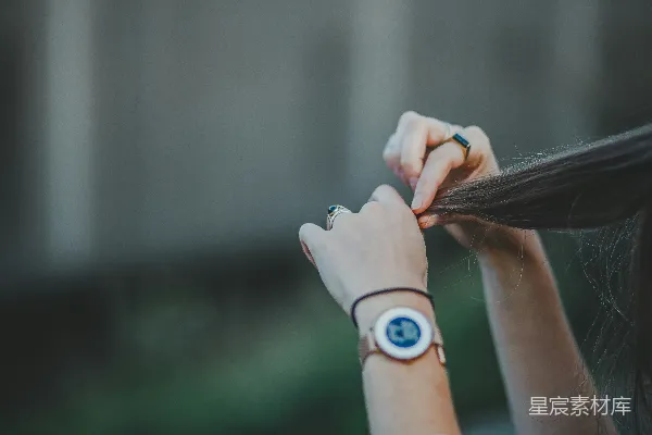 高清摄影 细致的发型打理