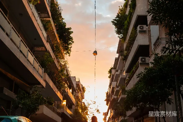高清摄影 夕阳下的城市小巷