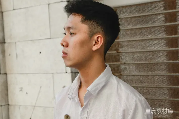 高清摄影 都市街头的年轻男子