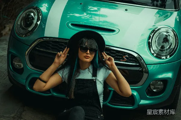 高清摄影 酷炫女孩与复古汽车