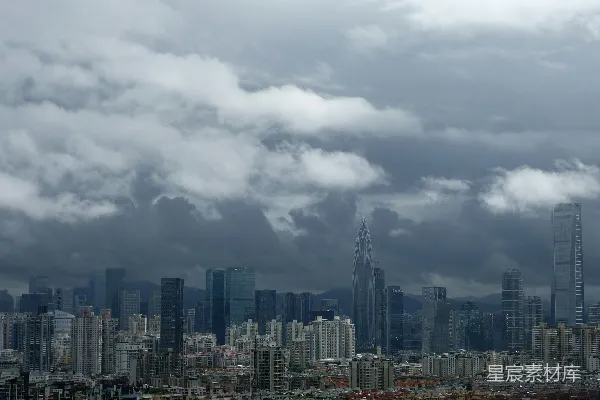高清摄影 云层下的城市天际线