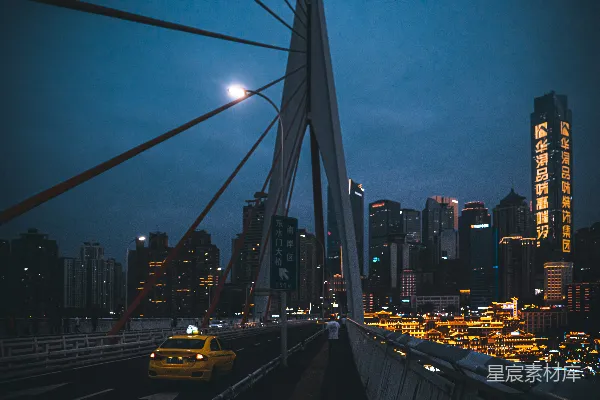 高清摄影 夜幕下的城市桥梁