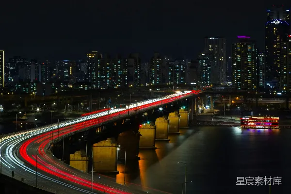 高清摄影 夜幕下的城市桥梁