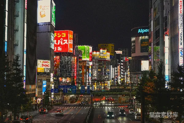 高清摄影 霓虹灯下的东京街头夜景