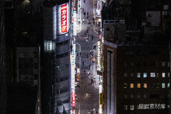 高清摄影 夜幕下的霓虹街景
