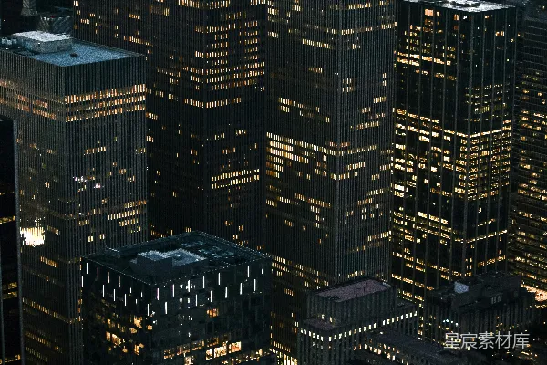 高清摄影 城市夜景：灯火辉煌的摩天大楼